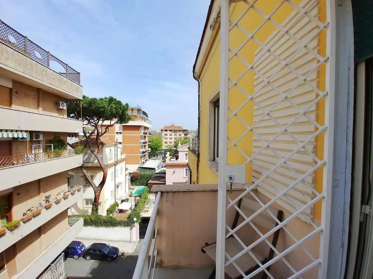 Appartamento Per 5, Metro B Bologna, Terrazzo, Wi-Fi Rome Apartment