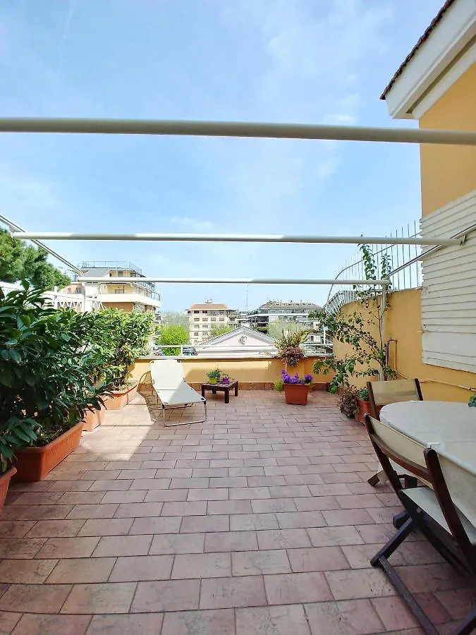 Appartamento Per 5, Metro B Bologna, Terrazzo, Wi-Fi 로마
