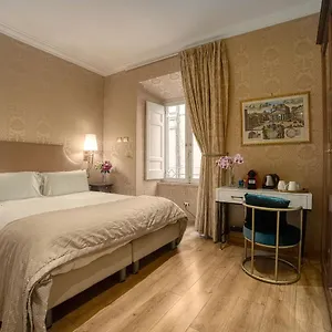 Bq House Trevi Luxury רומא